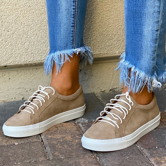 bettye muller Shoes - Anthropologie Distressed Leather Lace Sneakers